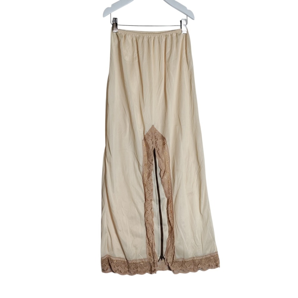 Vintage beige Half Slip Nylon Back Slit Lace Trim USA made size Small
